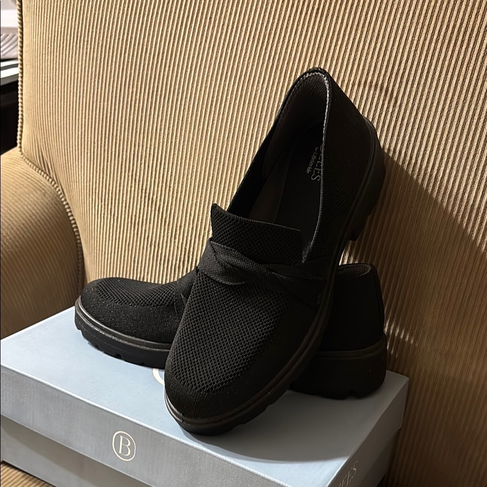 Bzees Muse Bow Black Shoes